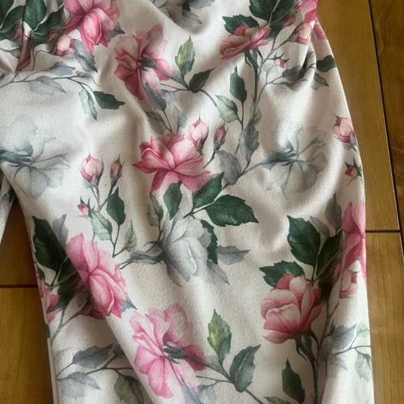 Girls flounce sleeve Hi-lo hem top and floral print legging 11-12 - Picture 4 of 13